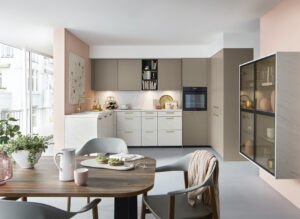 Schuller Targa in Marble Avorio